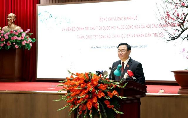 Chủ tịch Quốc hội Vương Đình Huệ: Năm 2024, Hà Nội nhất định vượt qua mọi khó khăn, thách thức